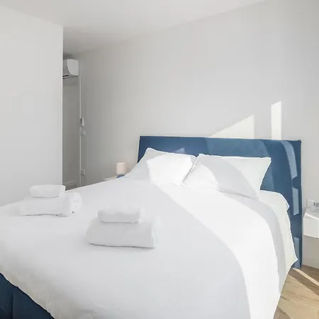 Lovely In With Heated Swimming Pool Vakantiehuis